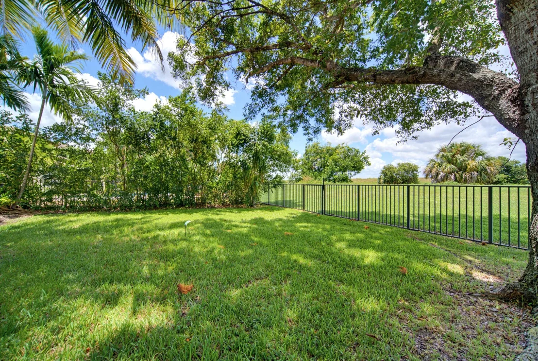 Photo of 6679 NW 128TH Way