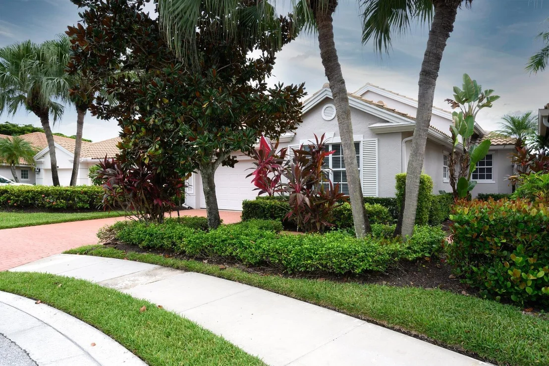 Photo of 926 Augusta Pointe Drive