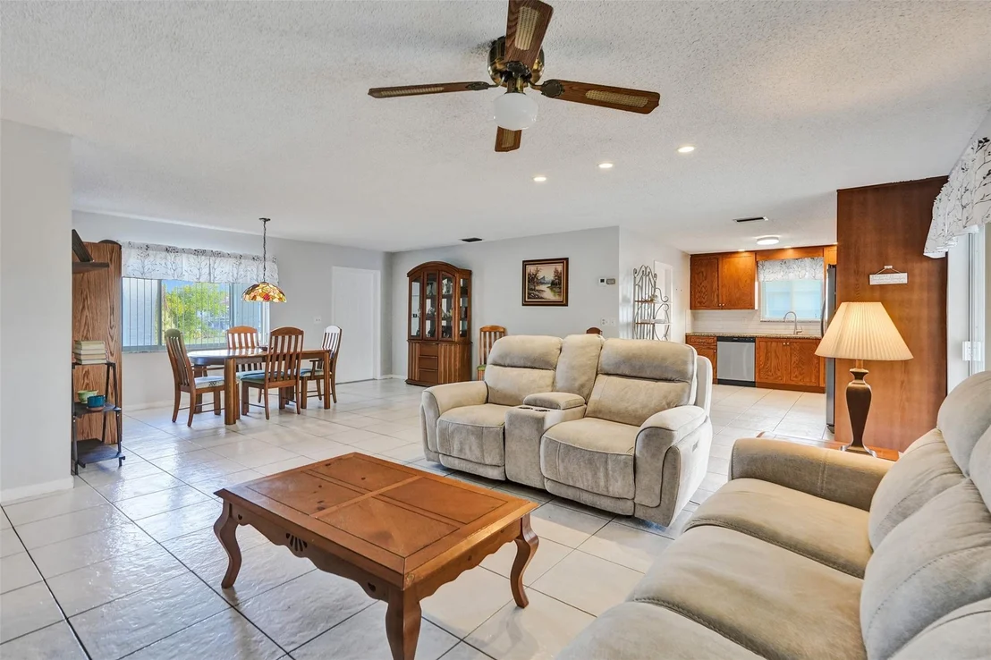 Photo of 22351 Boulder Street