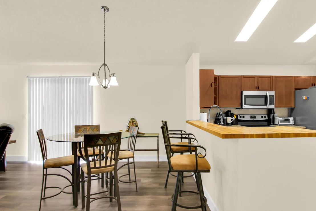 Photo of 4692 LAKESIDE Circle