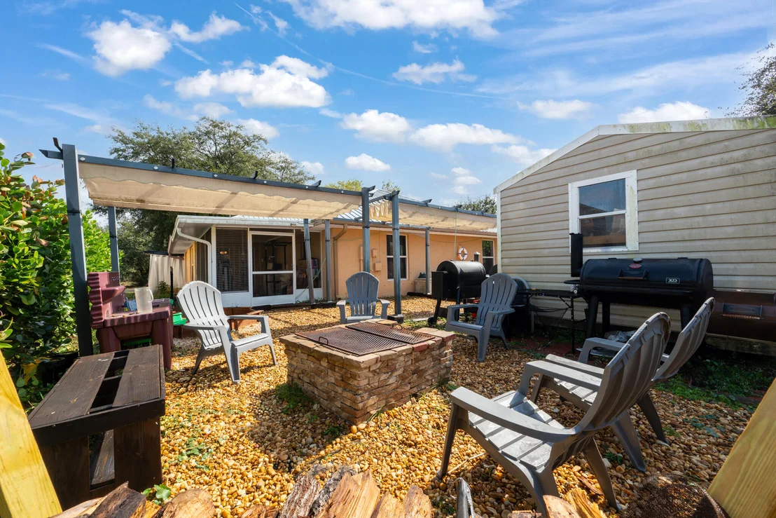 Photo of 3789 SE 6th Street