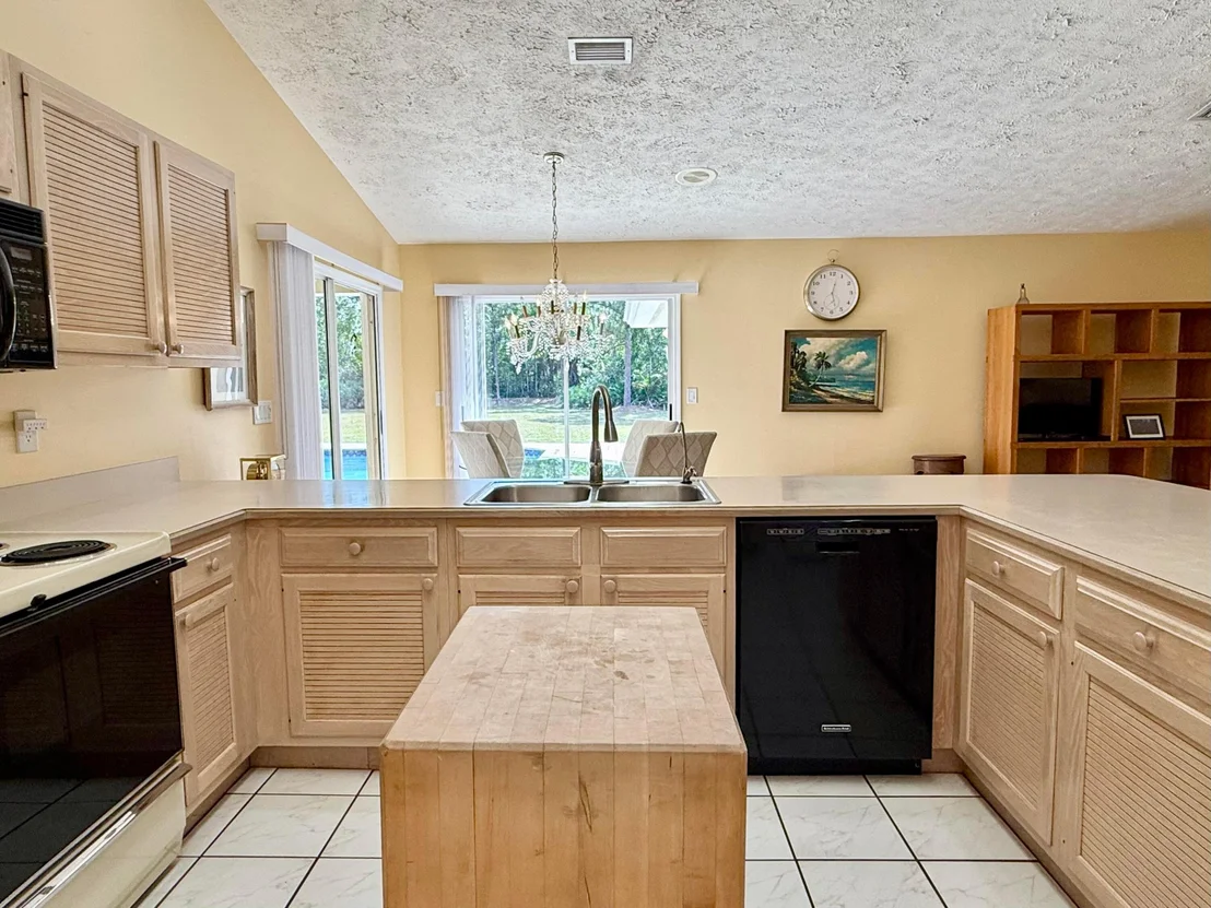 Photo of 2884 SE Ranch Acres Circle