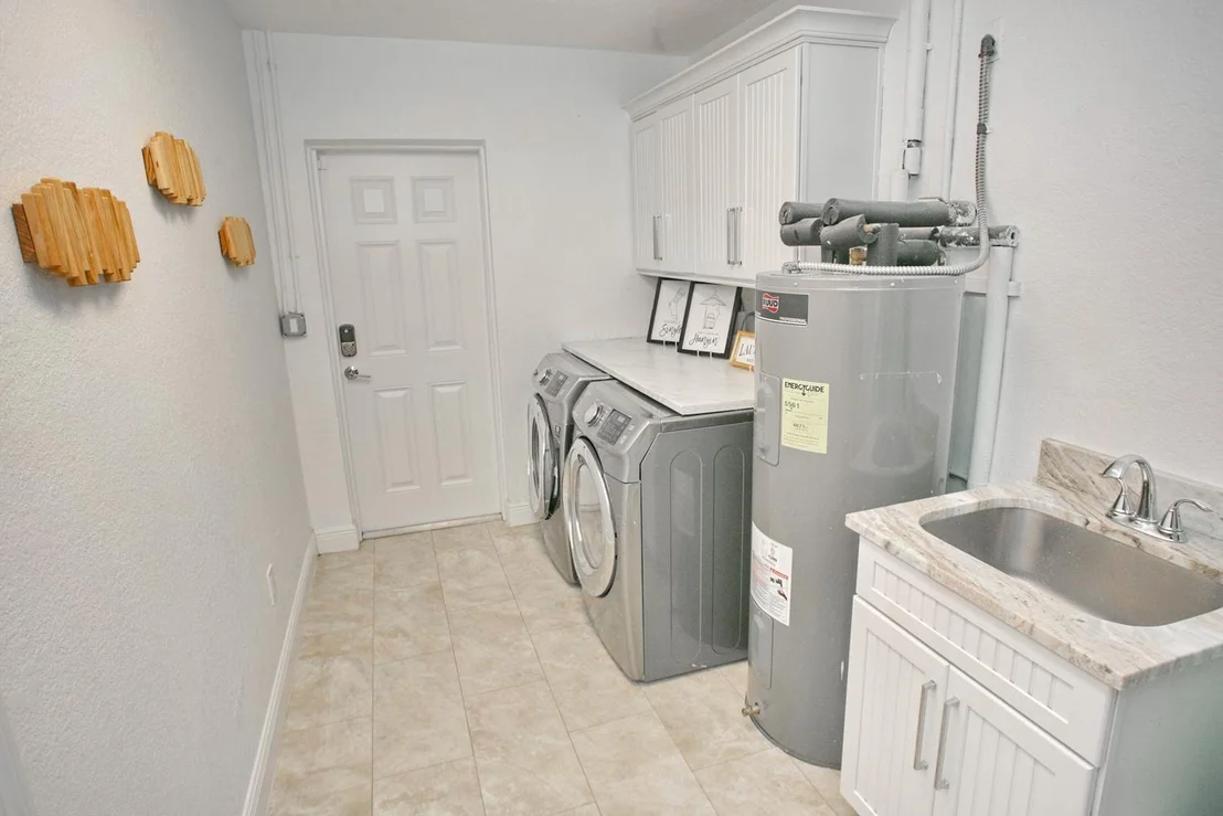 Photo of 4110 NE 27TH Avenue