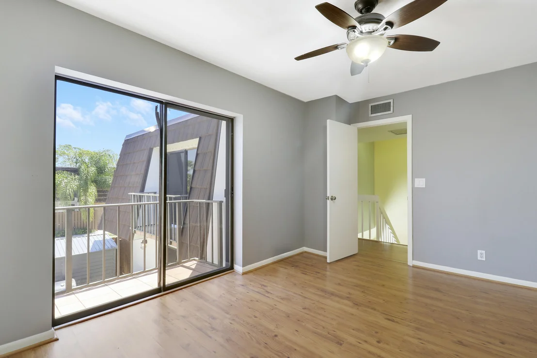 Photo of Unit 435 at 5895 SE Riverboat Drive