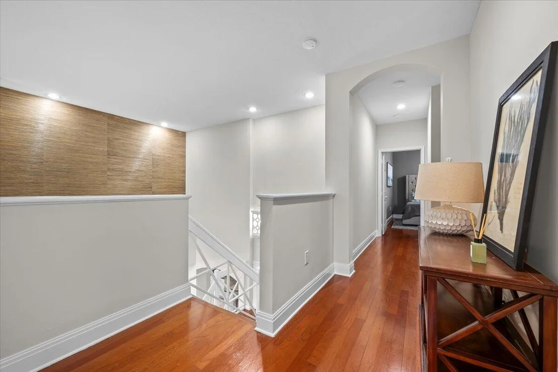 Photo of 464 Oriole Lane