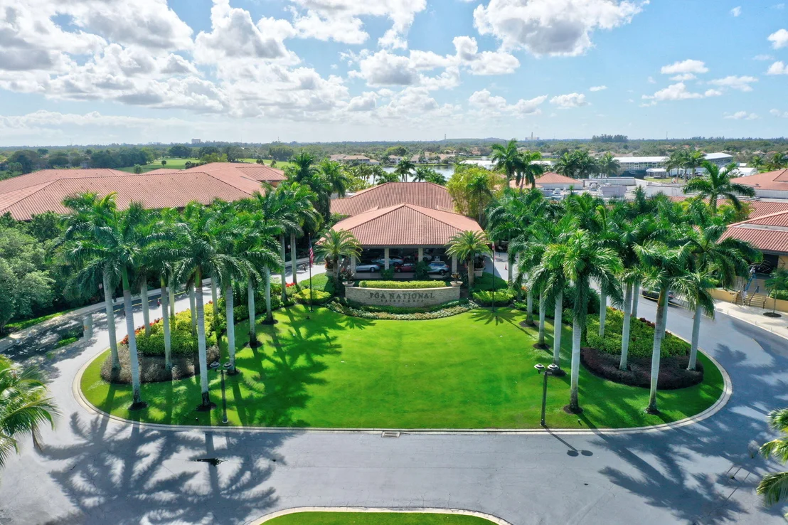 Photo of 200 Eagleton Estates Boulevard