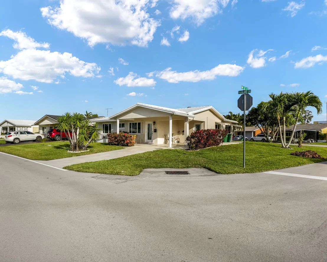 Photo of 4712 Mainland Drive