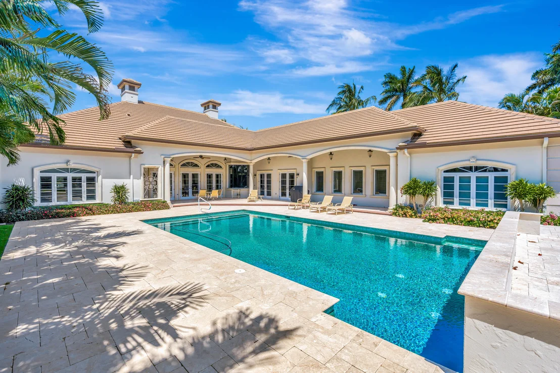 Photo of 469 Mariner Drive