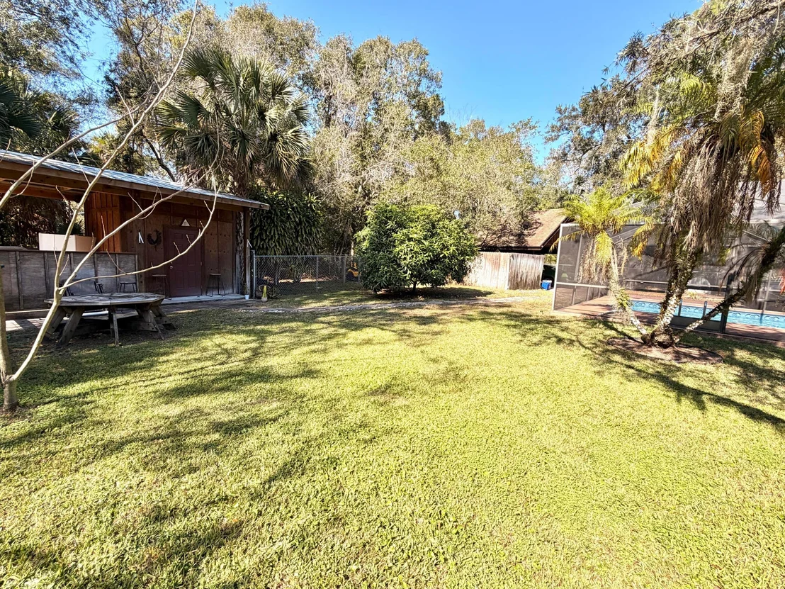 Photo of 505 SE 18th Way