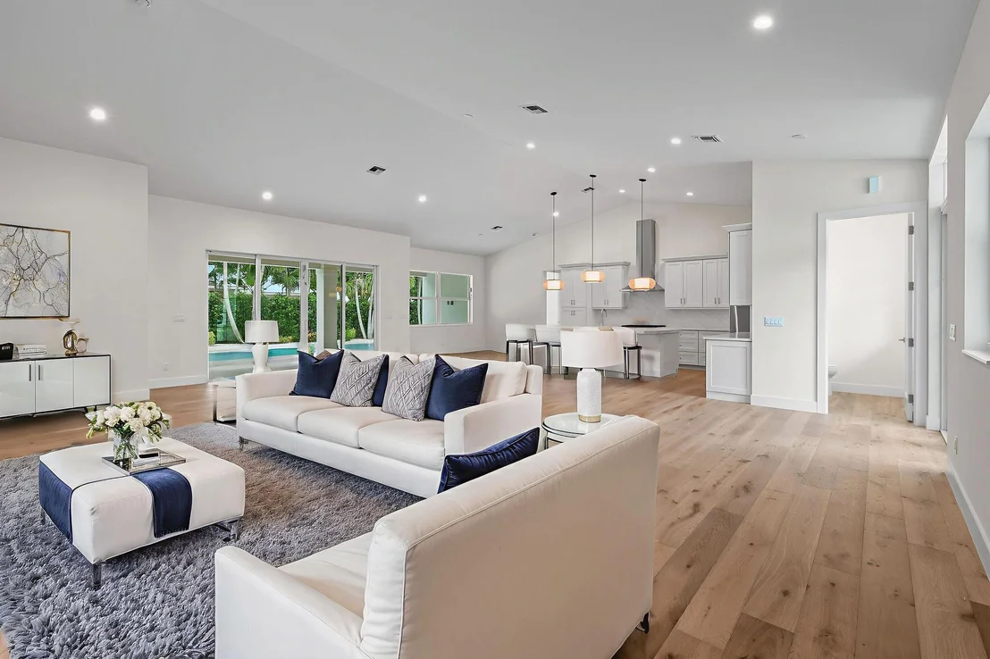 Photo of 3367 Cove Road