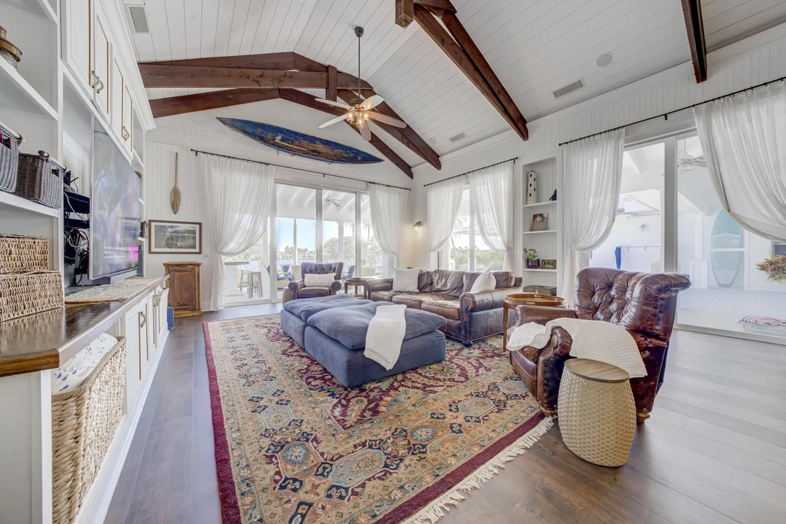 Photo of 5270 Pennock Point Road