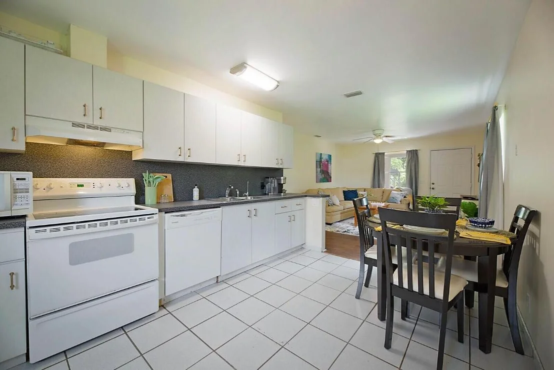 Photo of 359 W D Road