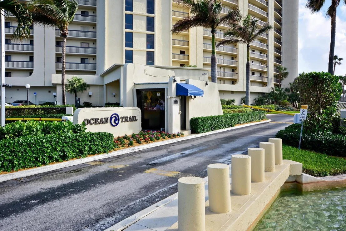 Photo of Unit 310 at 200 Ocean Trail Way