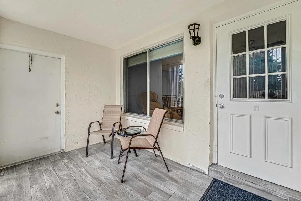 Photo of Unit D1 at 322 Pine Ridge Circle