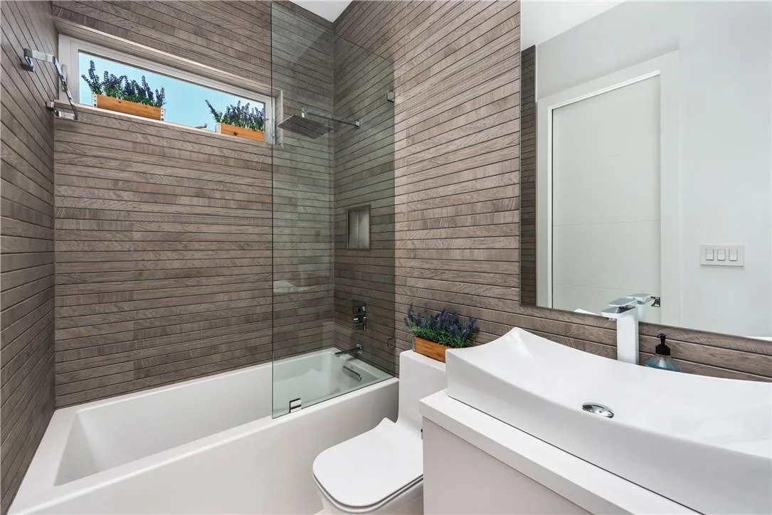 Photo of 4610 Alton Road