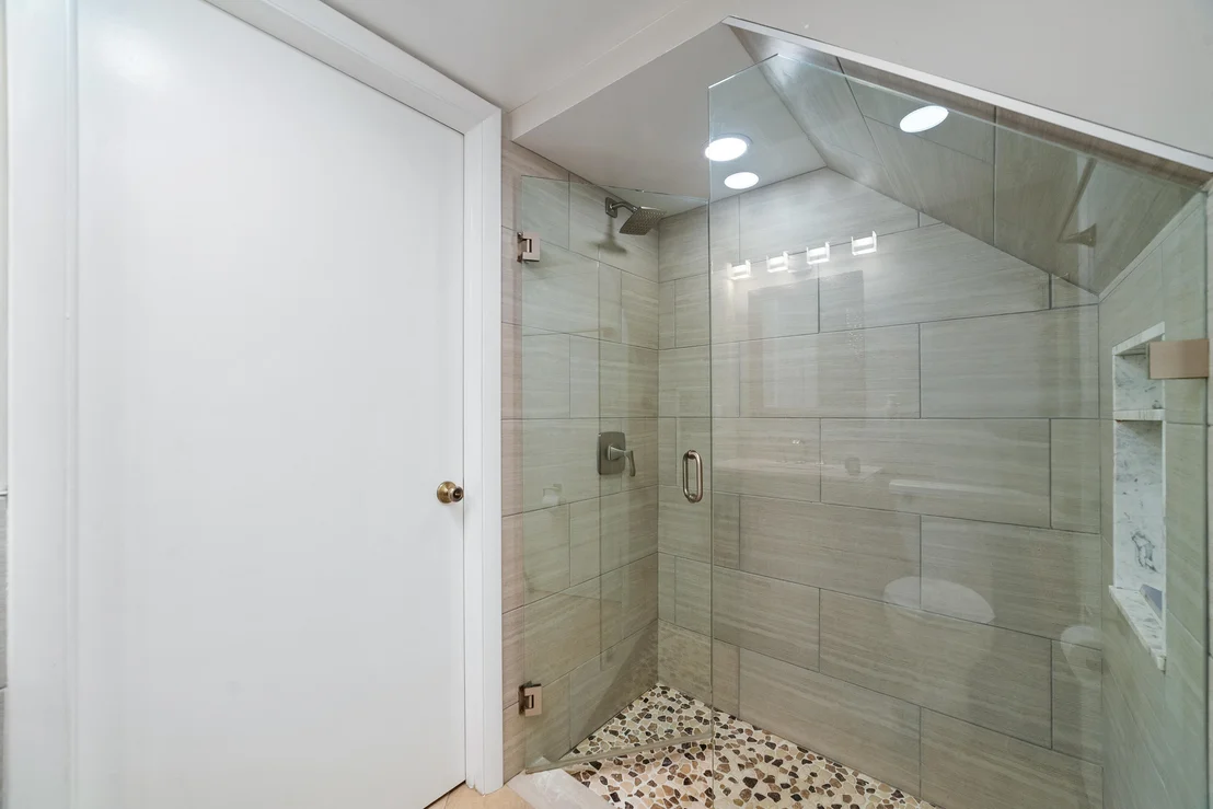 Photo of 333 Maplecrest Circle
