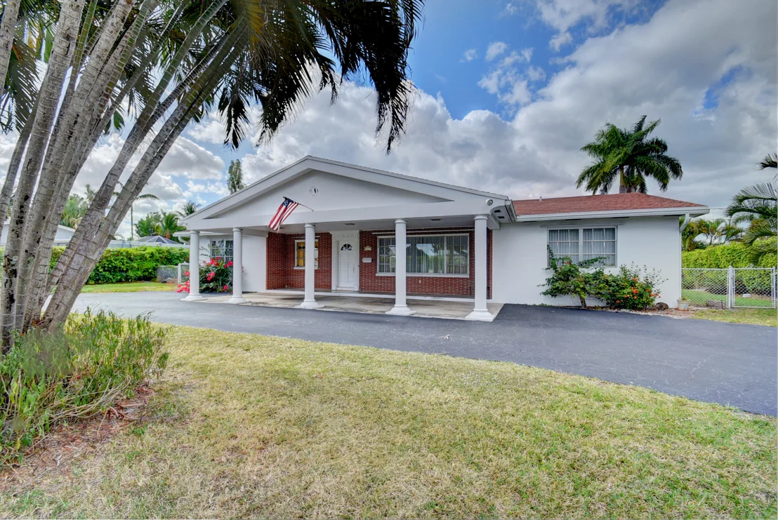Photo of 7071 Pine Tree Lane