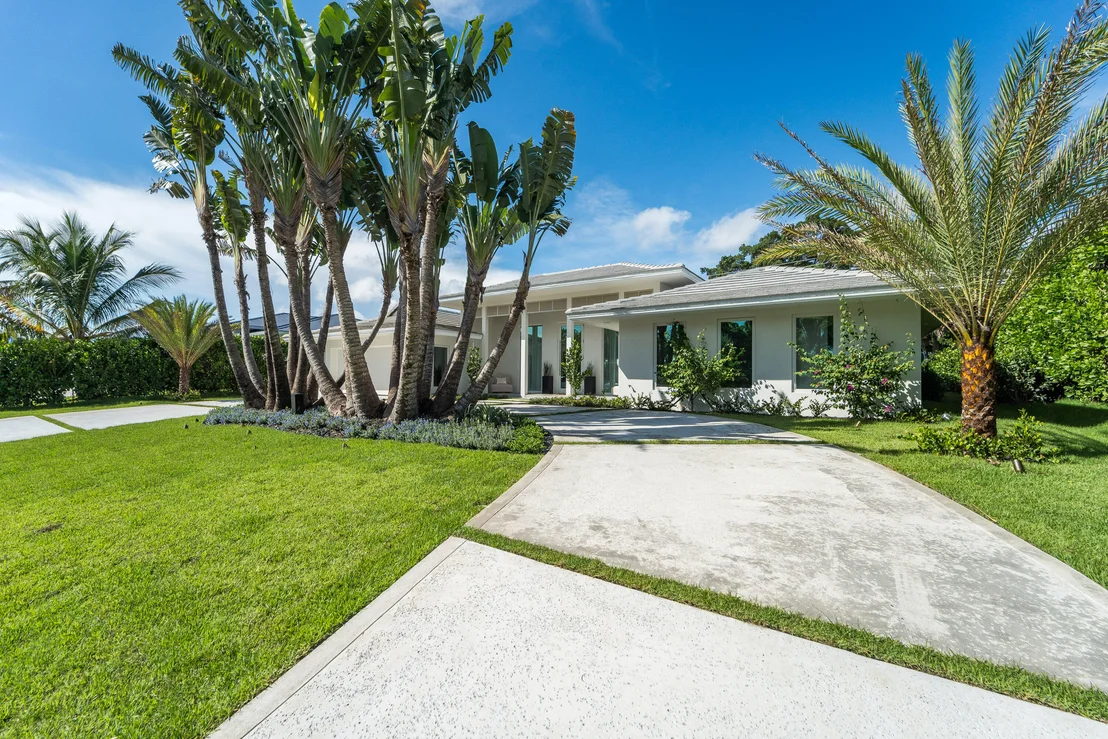 Photo of 229 GOLFVIEW Drive