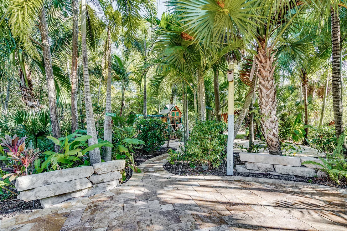 Photo of 6310 Sugarcane Lane