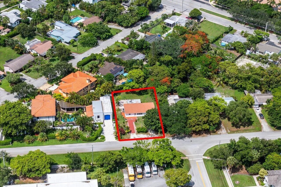 Photo of 249 NW 4th Diagonal