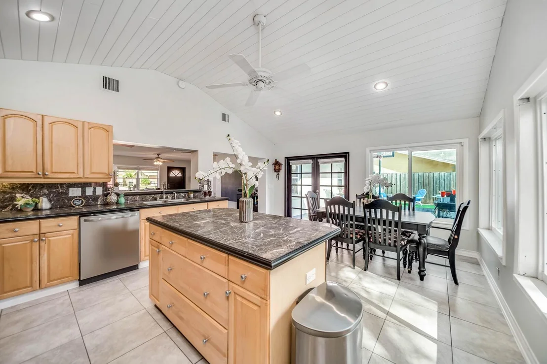 Photo of 9130 Saddlecreek Drive