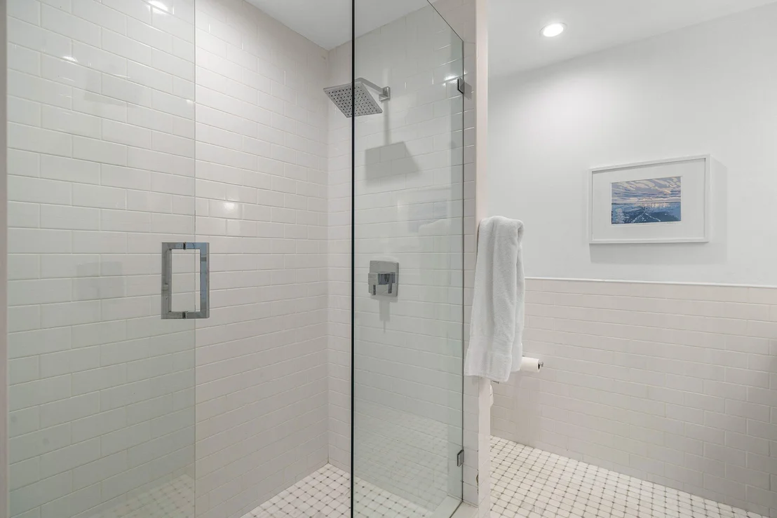 Photo of 5910 OLD OCEAN Boulevard
