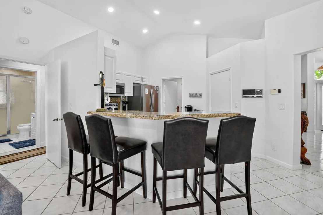 Photo of 703 AVOCET Road