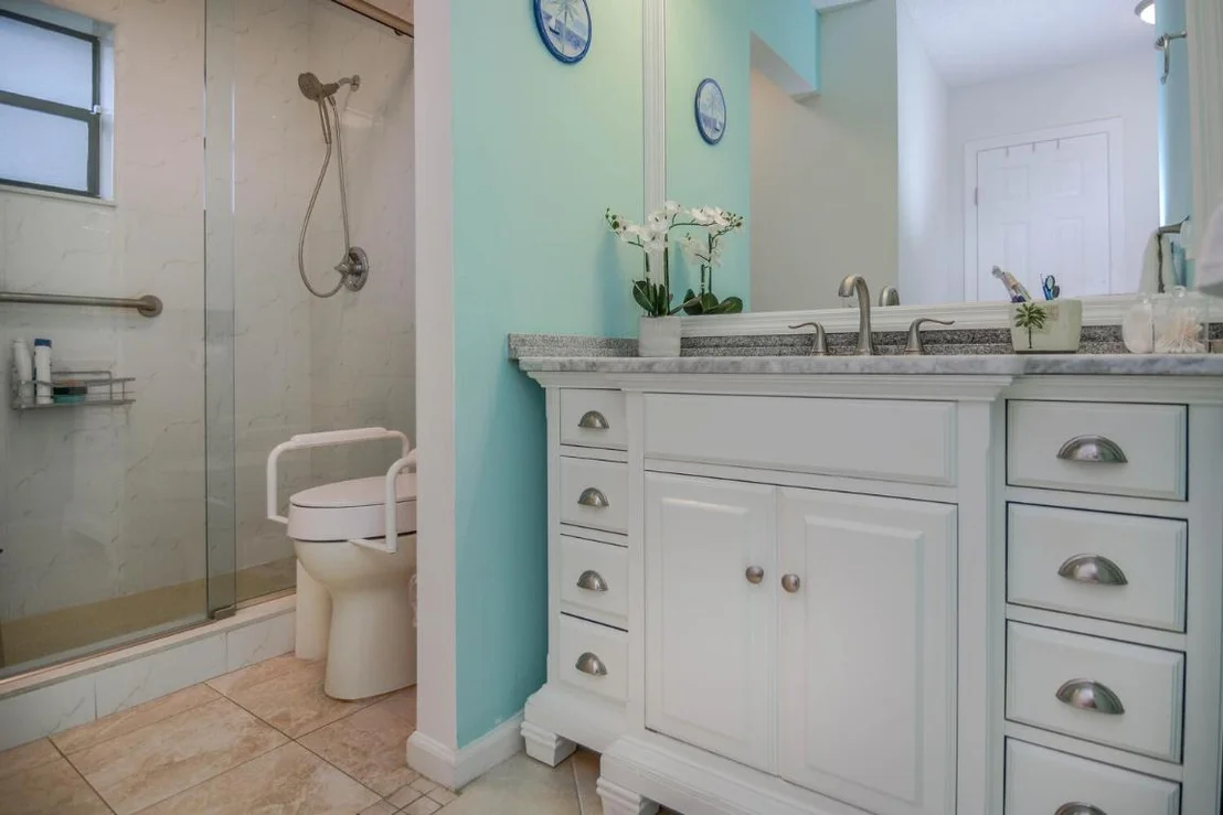 Photo of Unit A at 4580 Laurel Tree Road