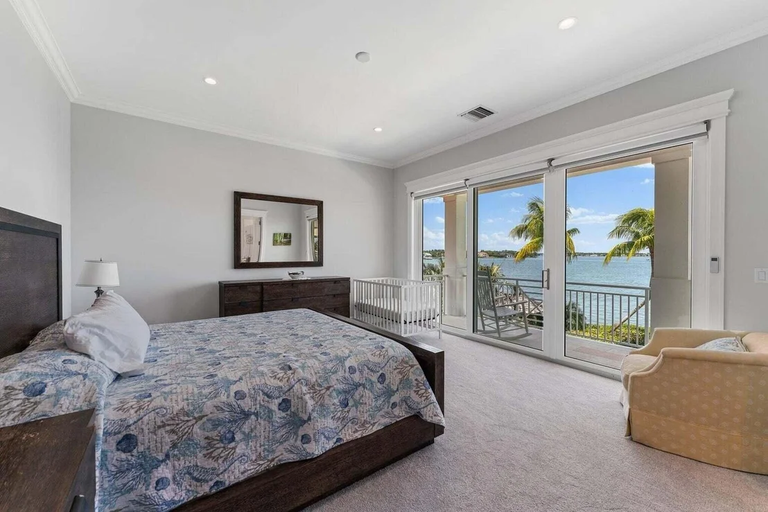 Photo of 5874 Pennock Point Road