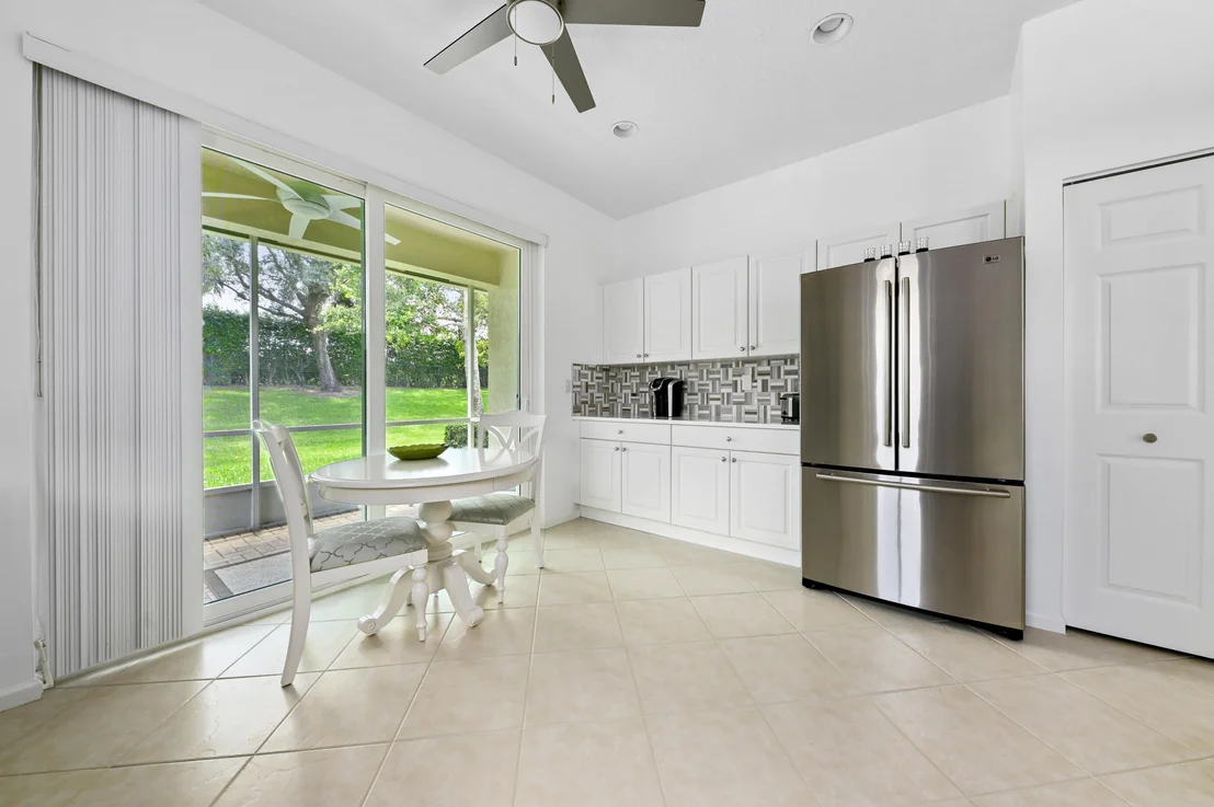 Photo of 9142 BAY POINT Circle