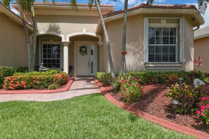 Photo of 9546 Lantern Bay Circle