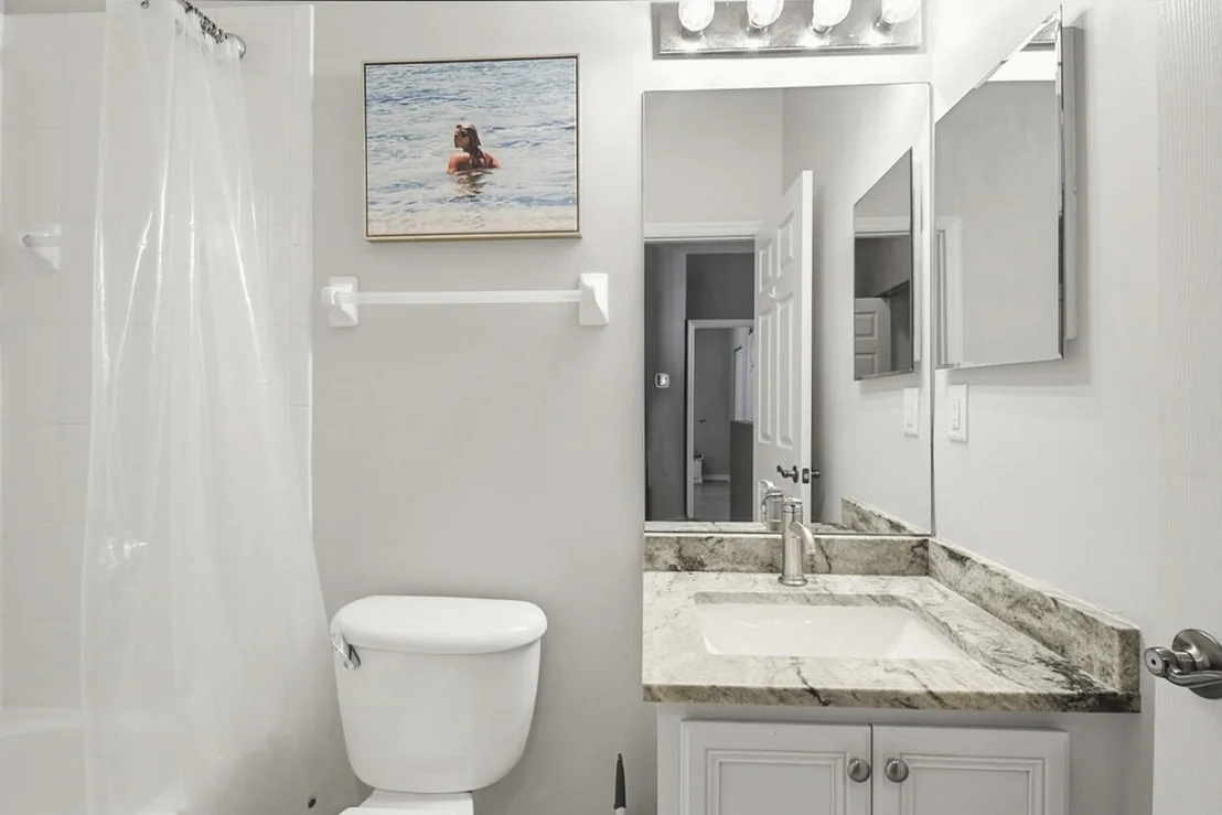 Photo of Unit H at 110 Lighthouse Circle