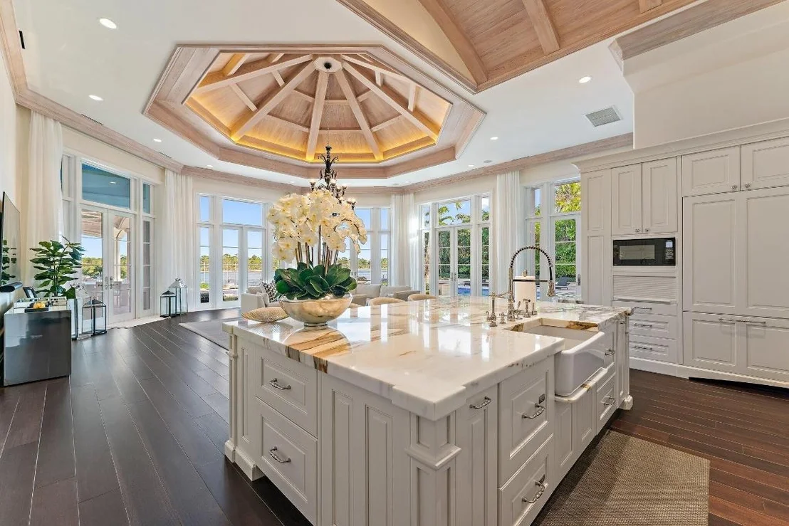 Photo of 372 Regatta Drive