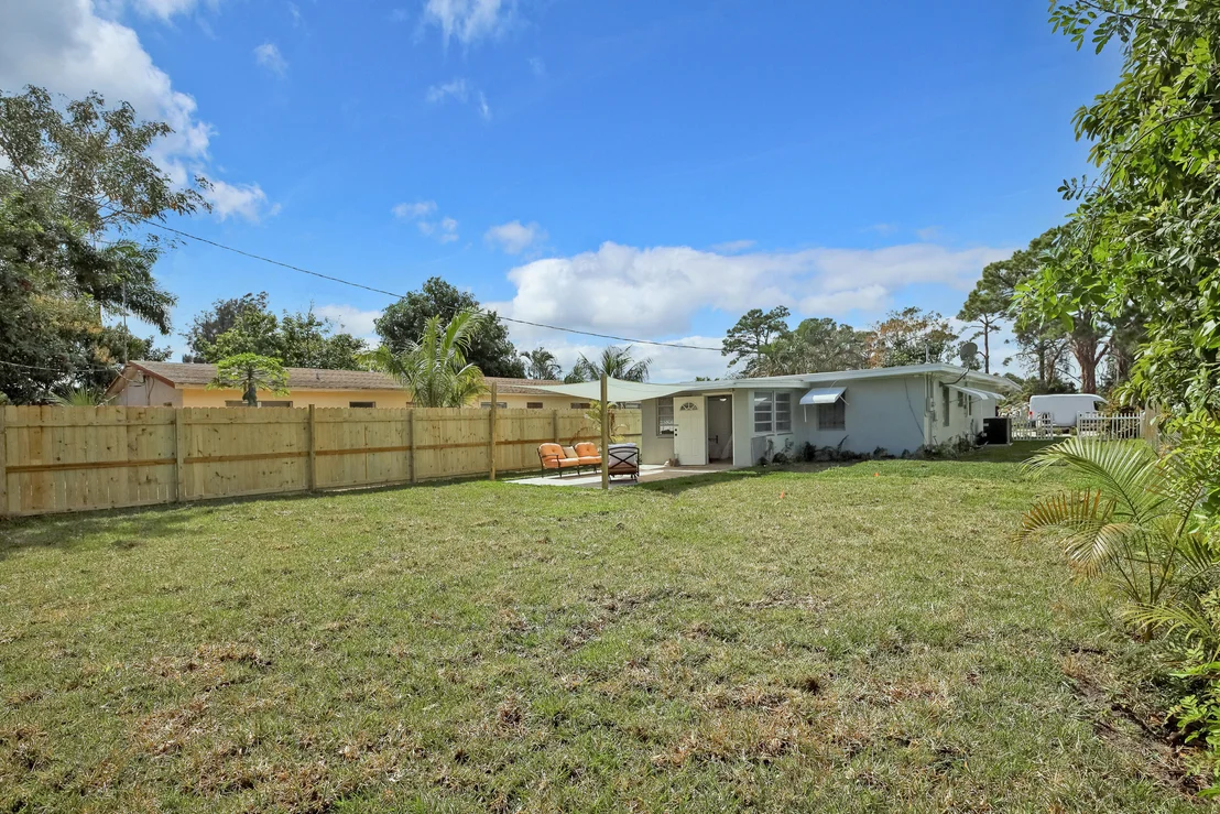 Photo of 814 Rudolf Road