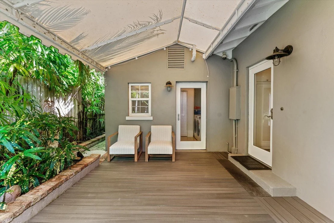 Photo of 733 Sunset Road