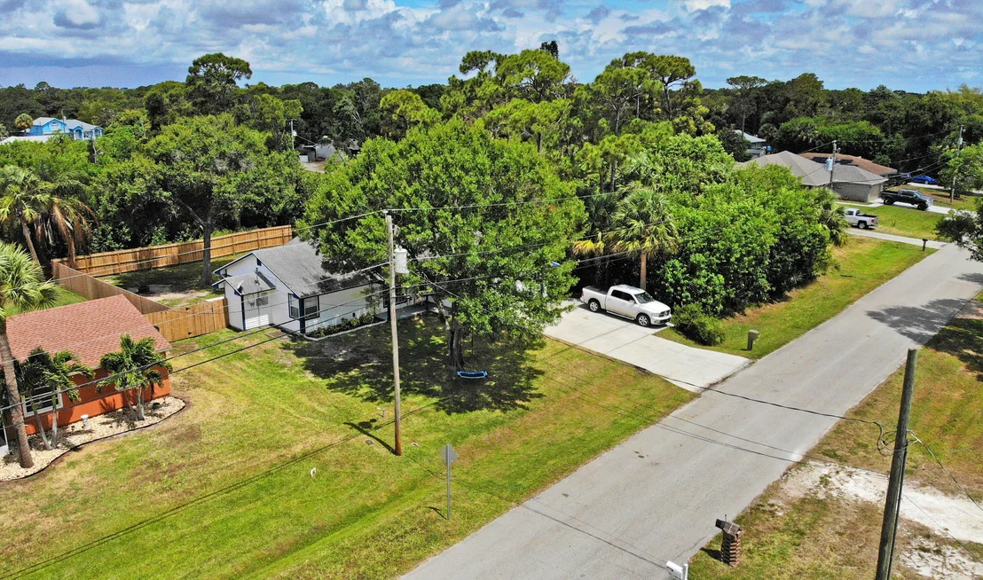 Photo of 5205 Birch Drive