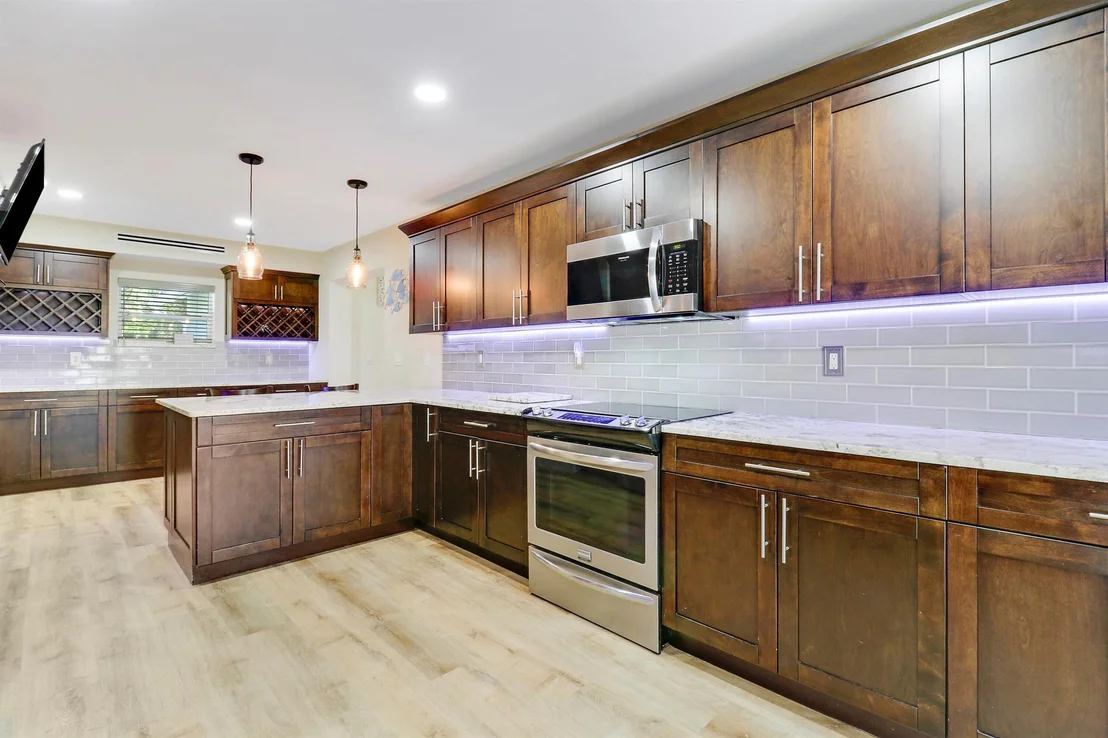 Photo of 2867 Oak Drive