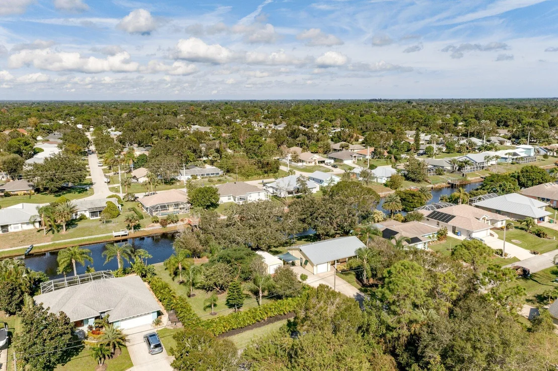 Photo of 431 Joy Haven Drive