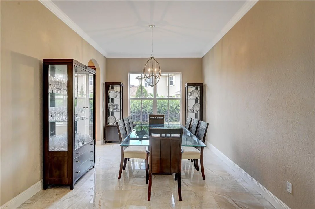 Photo of 8631 S Lakeside Bend
