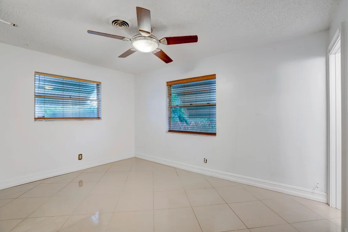 Photo of 700 Juniper Drive