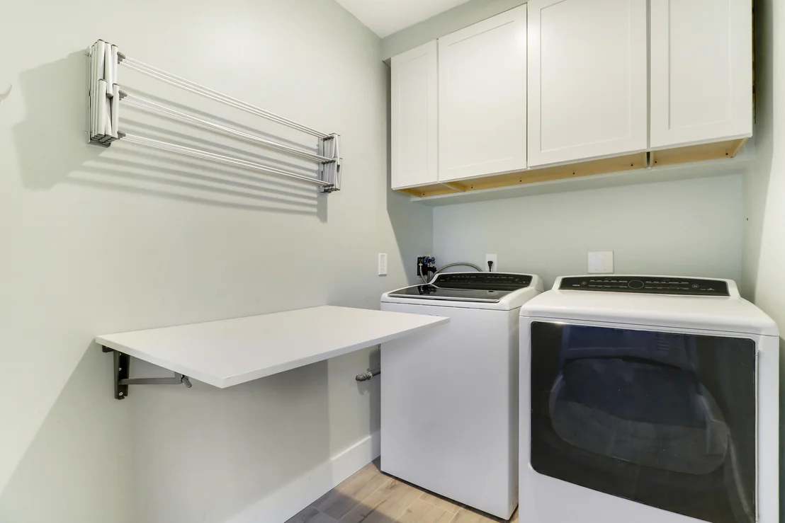 Photo of 424 Ebbtide Drive