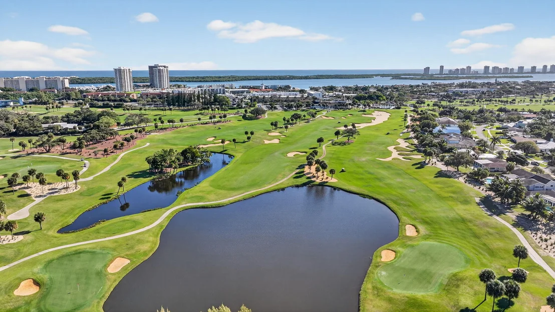 Photo of 752 Lagoon Drive