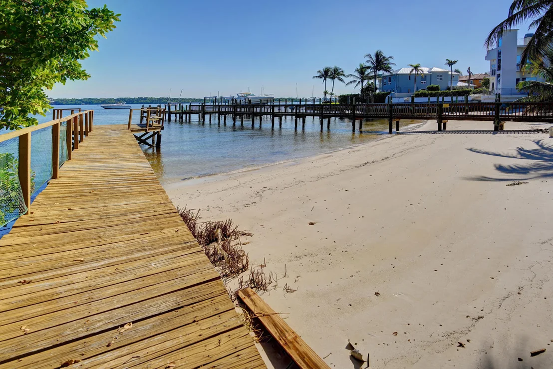 Photo of 631 Lakeside Harbour