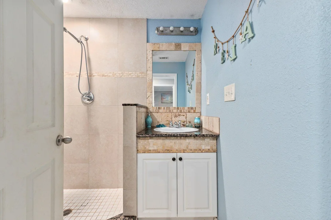 Photo of 6101 Buchanan Drive
