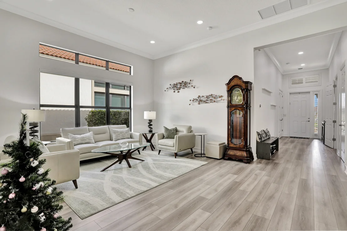 Photo of 11959 Leon Circle N