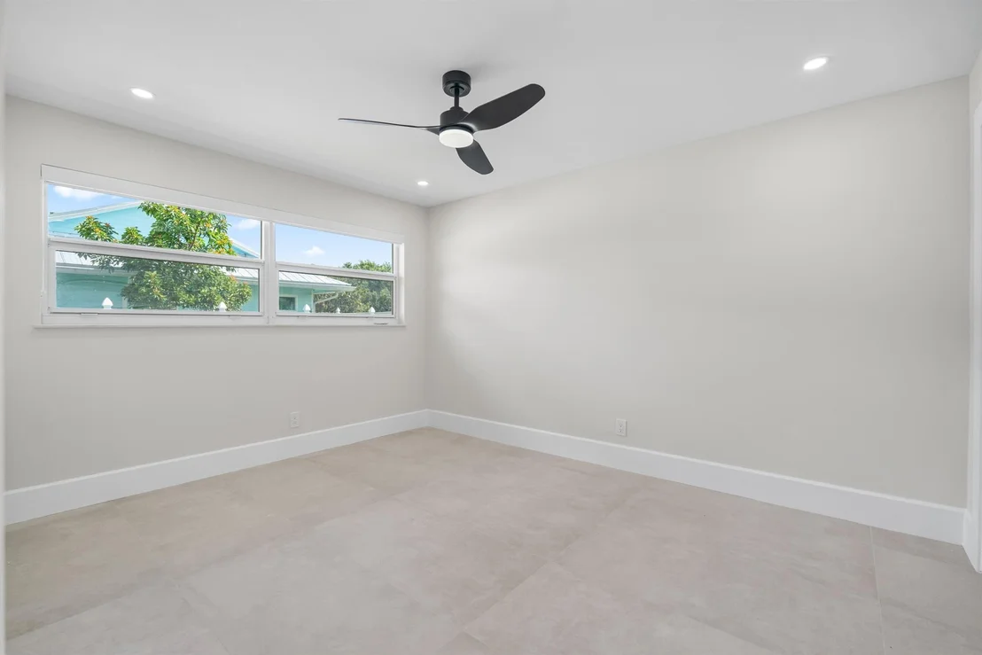 Photo of 77 Fairview E
