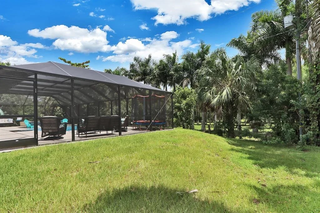 Photo of 660 Marshall Road