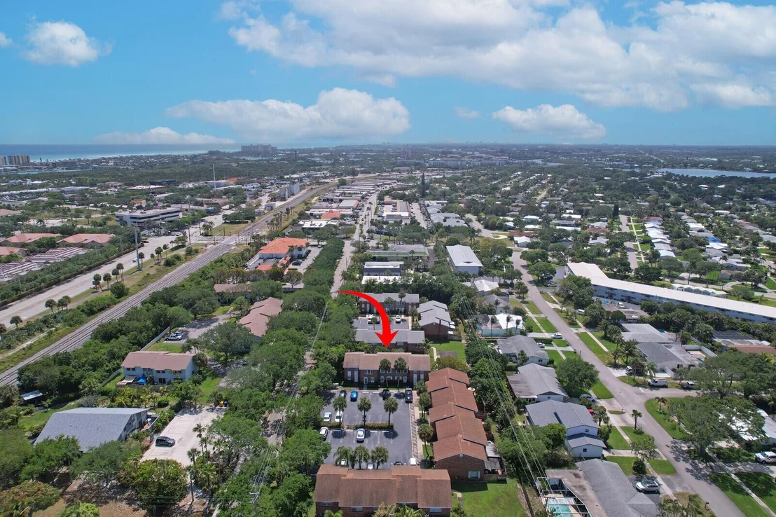 Photo of Unit 2 at 413 N Cypress Drive