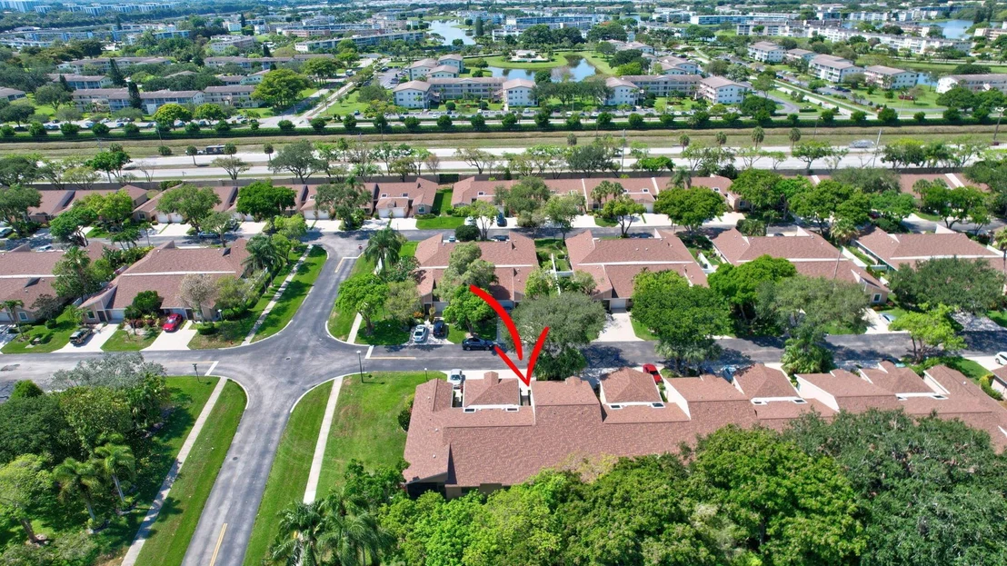 Photo of 8269 Springtree Road