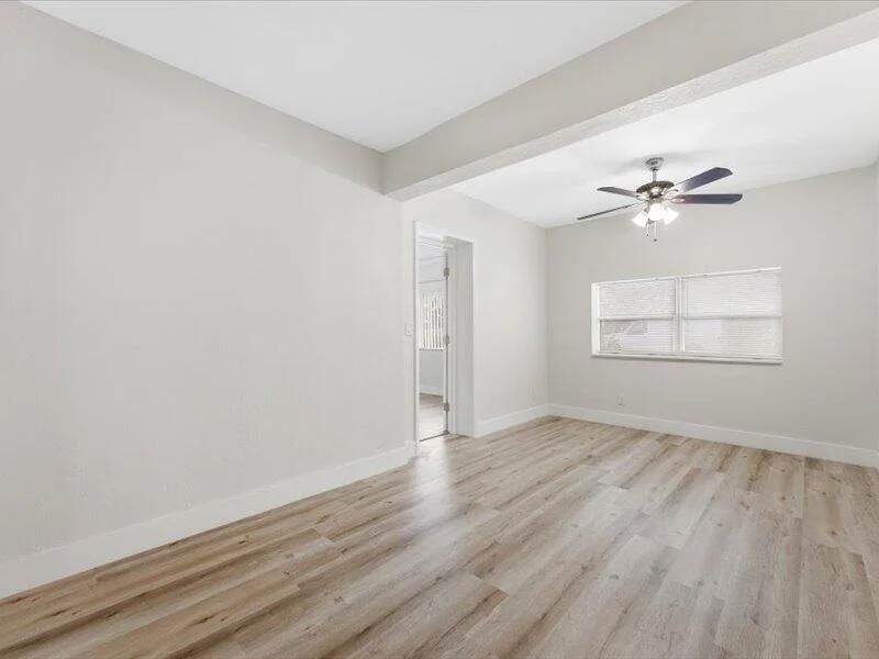 Photo of 311 W Sample Road